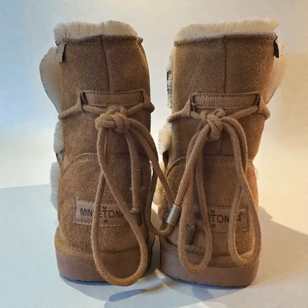 Minnetonka Tan Shearling Winter Boots